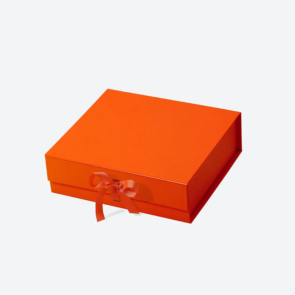 Bulk Stock Wholesale A6 Square Orange Color Magnetic Closure Empty Chocolate Candy Packaging Rigid Gift Boxes