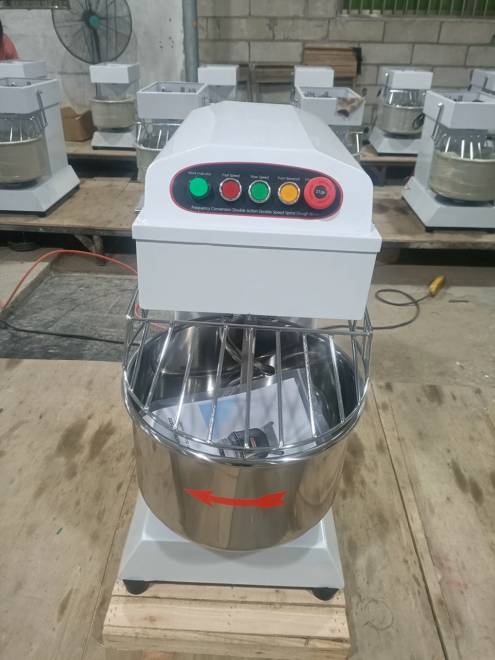 30L Stainless Steel Food Flour Spiral Dough Mixer For Commercial Bread Bakery