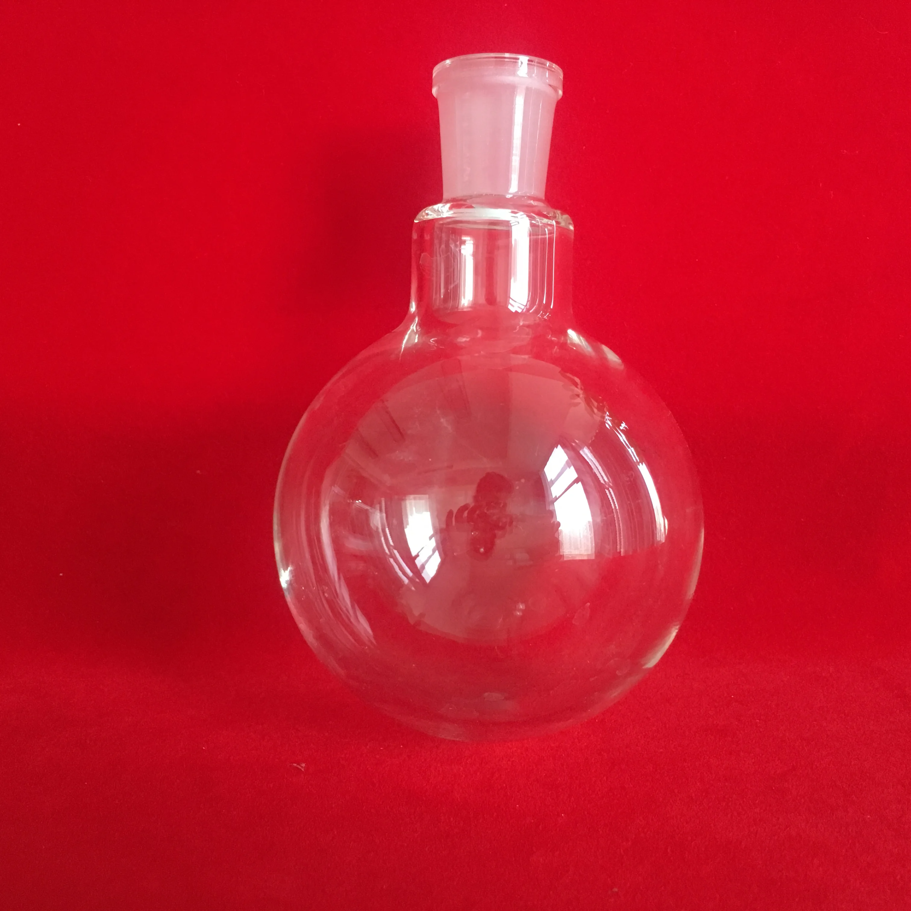 Прозрачная Кварцевая колба с круглым дном и заземлением