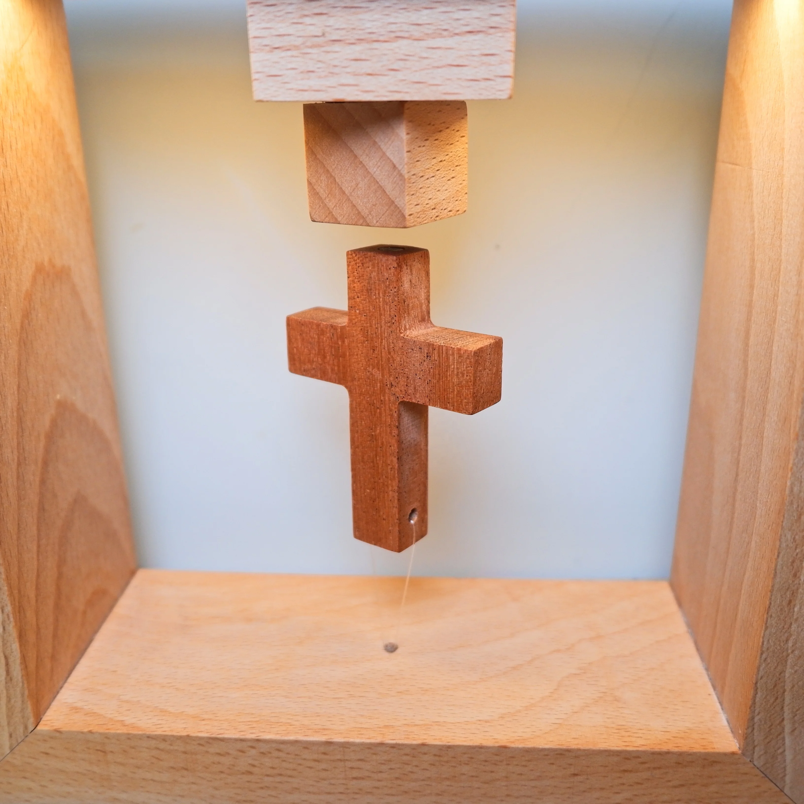 Cross Wooden Christian Decorations Portable Wooden Table Lamp Magnetic Floating Lamp High Quality Wood Light For Home Decoration