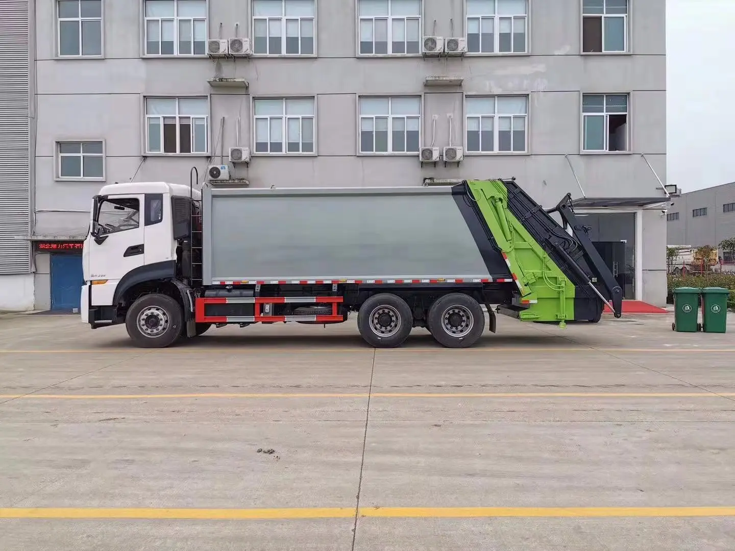Завод 20 куб. М. сжатый крючок для сбора мусора подъемник уплотнитель отходов гигиенический