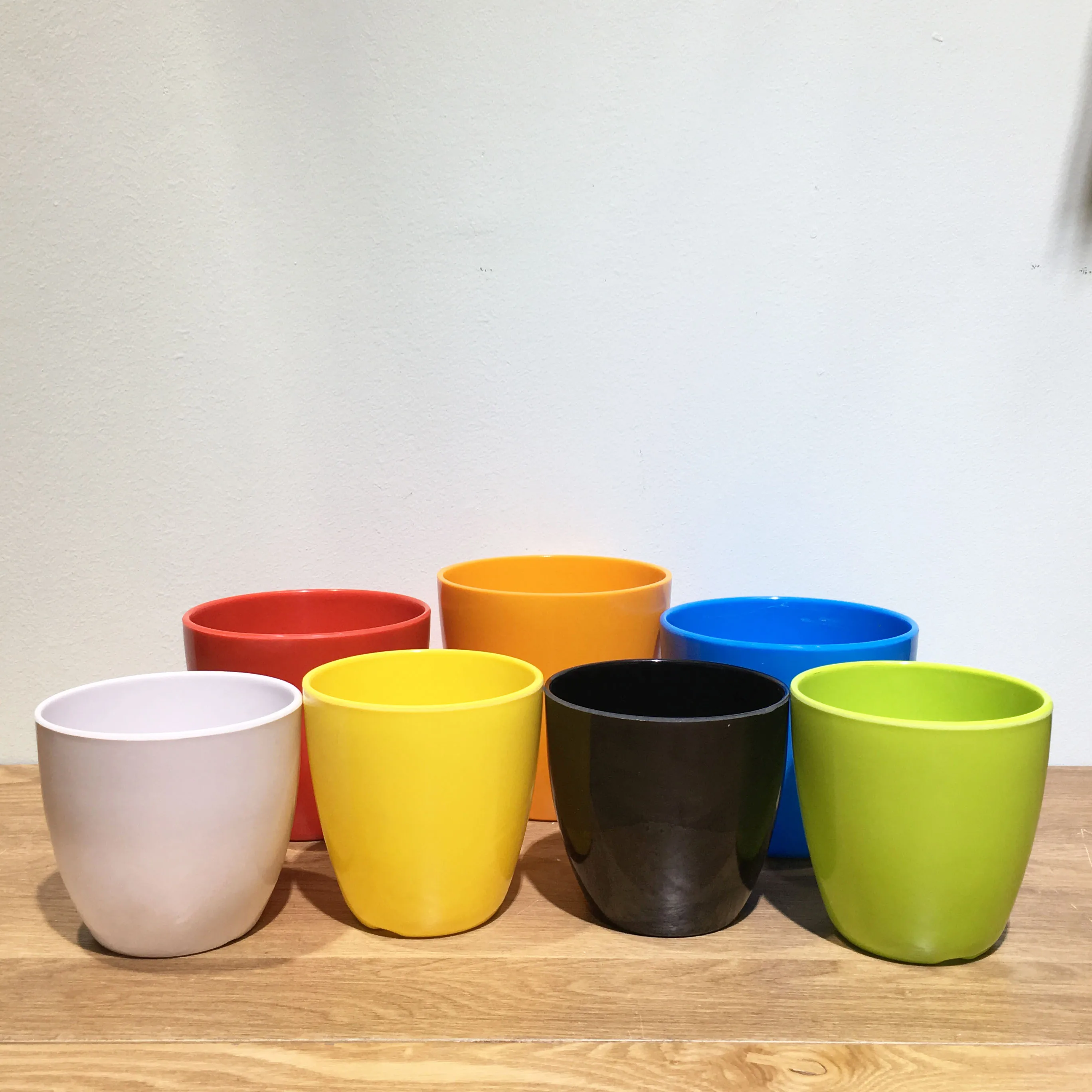 wholesale factory 2022 colorful wide round house eco big plant pots plastic flower pot