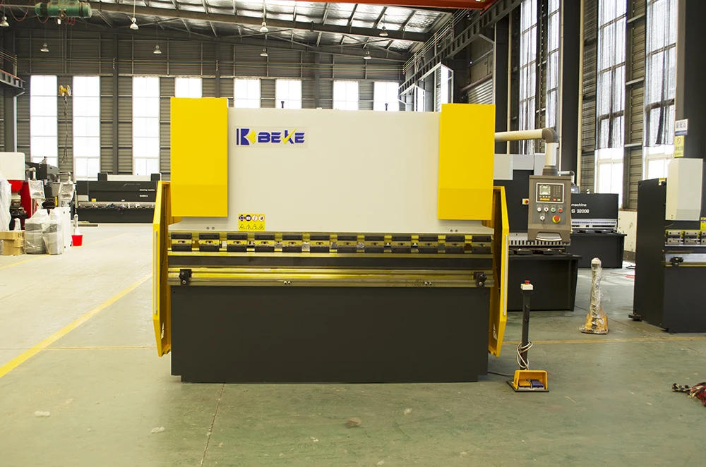 Прессовый тормозной станок BEKE E21 30t 1600