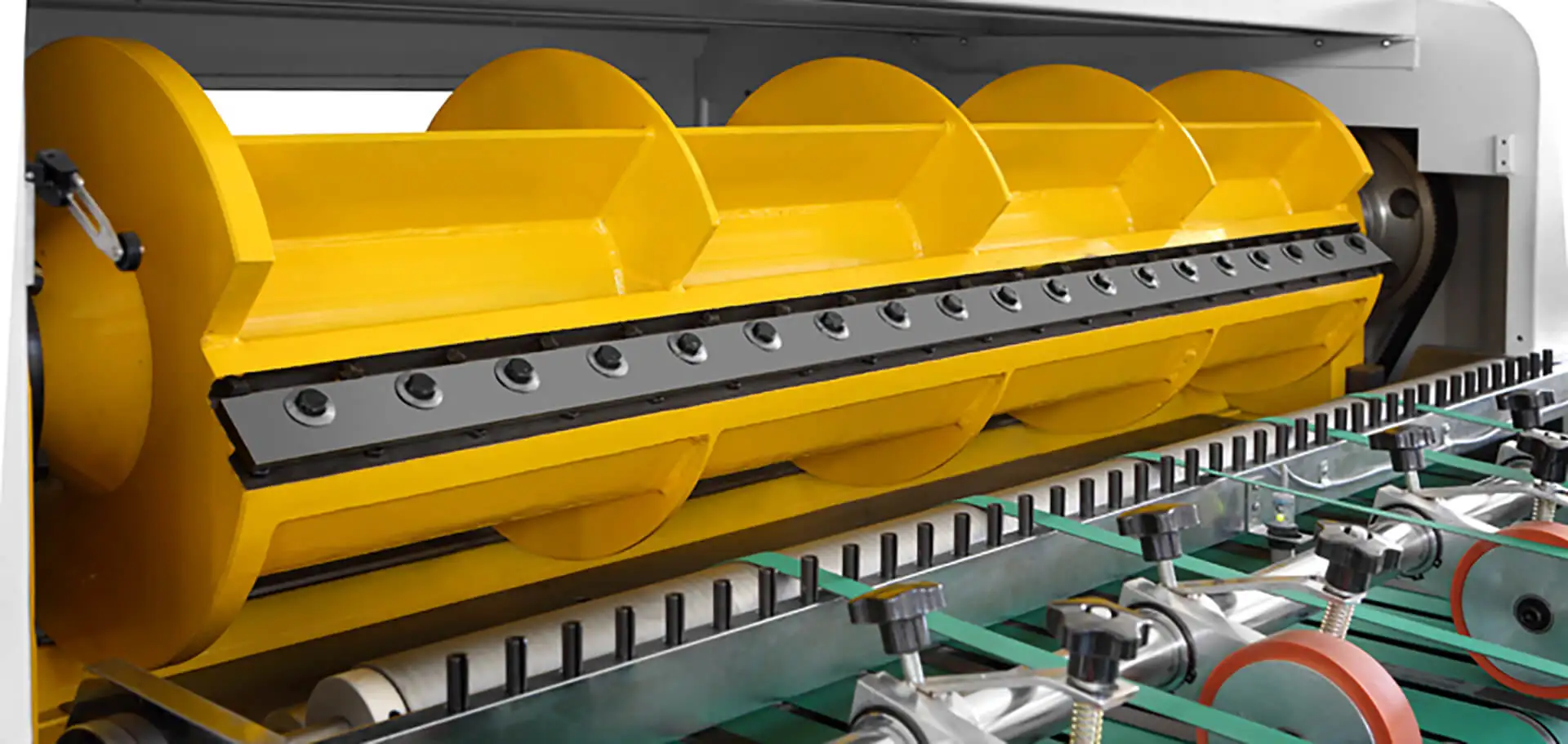 Automatic High Accuracy Jumbo Roll To Sheet Cutting  Machine