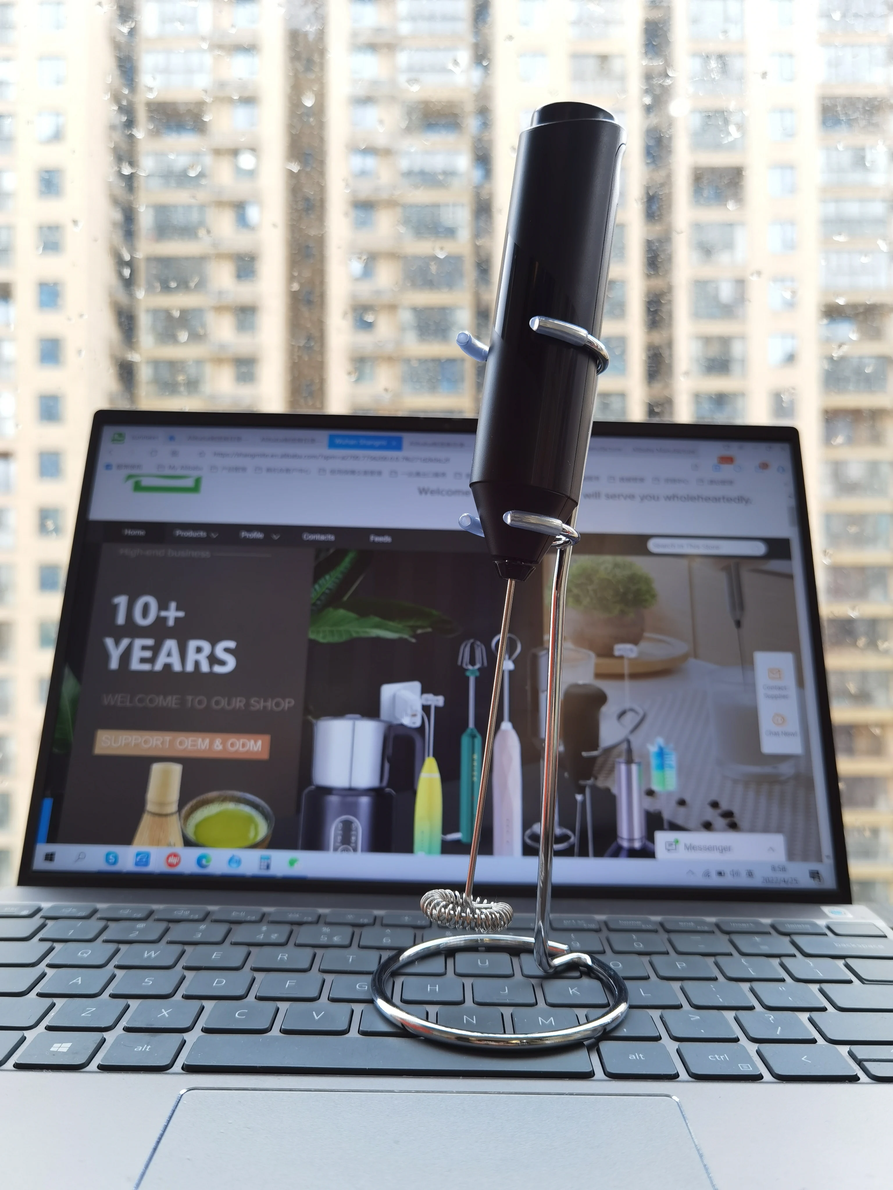 Black ABS new coffee foamer hand milk frother mini electric milk frother original milk frother with stand