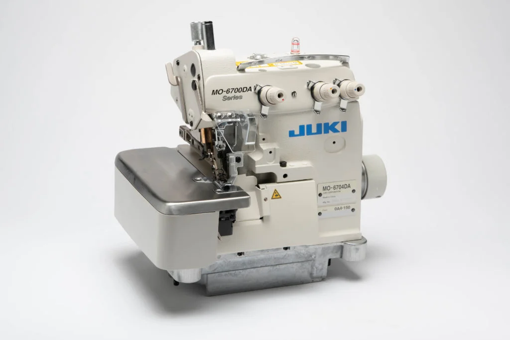 JUKIS MO-6704DA 3-ниточная высокоскоростная швейная машина промышленное оборудование с серводвигателем
