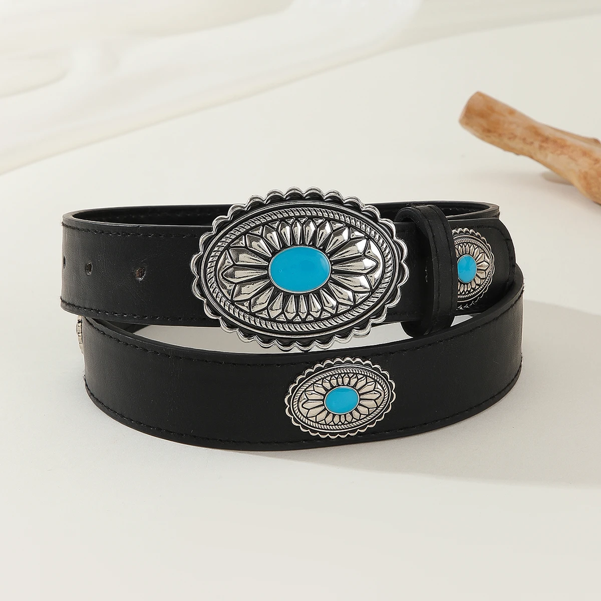 Western Belts for Women Turquoise Belts Vintage Design Embossed Leather Ladies Concho Belts