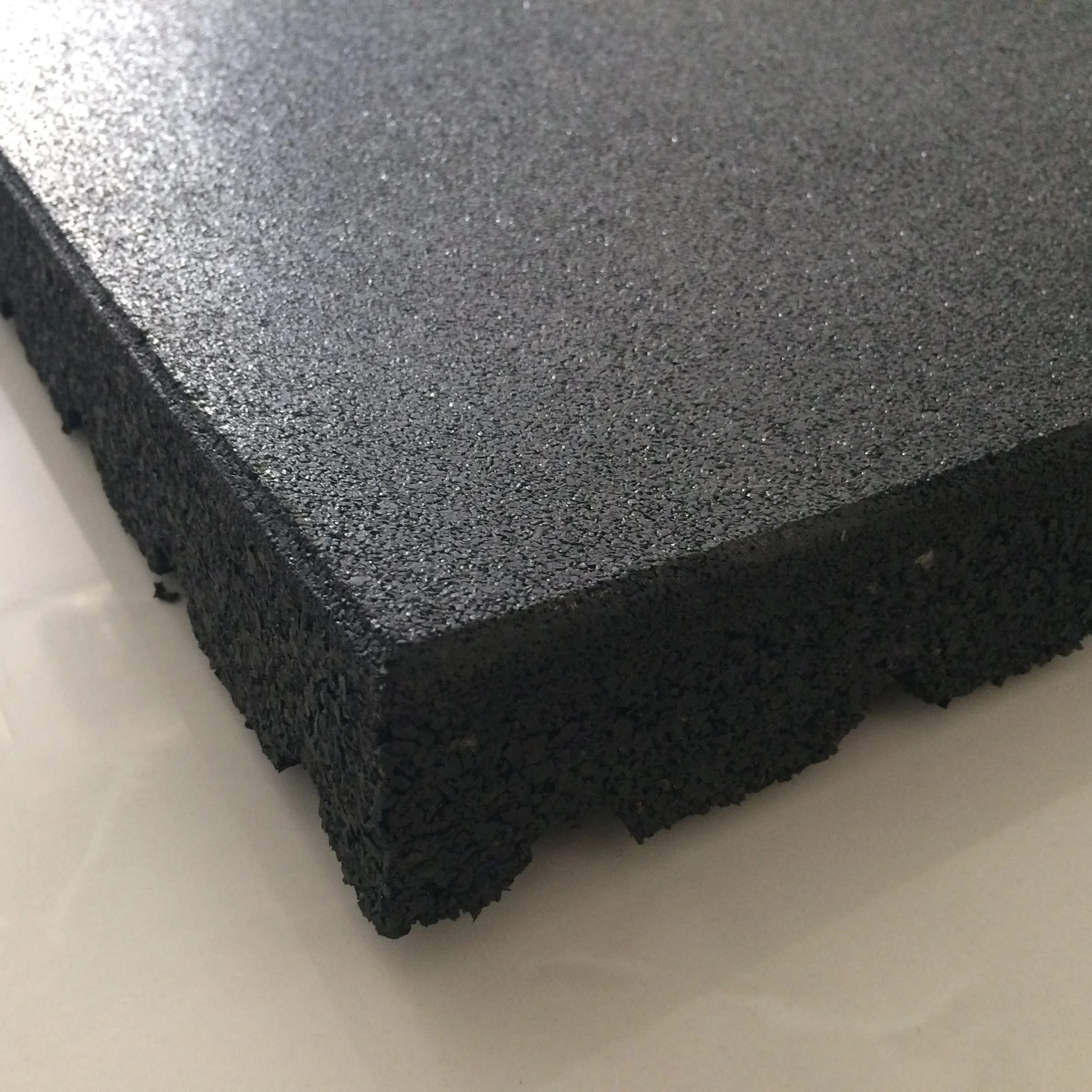 low price 25mm sound insulation shock absorption SBR tiles gym flooring rubber mat flooring Thailand