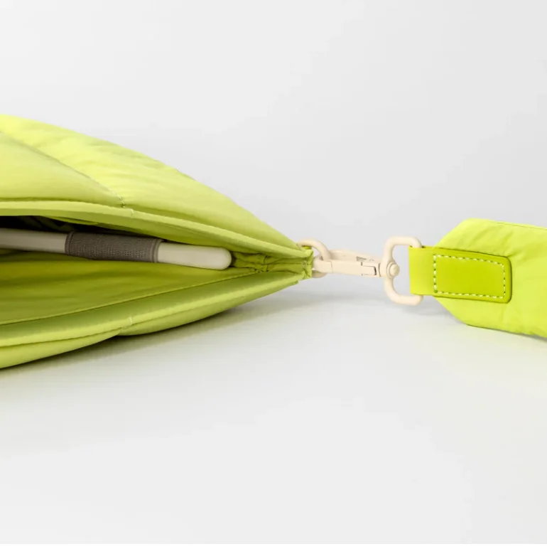 Light Weight Quilted Puffer Shoulder Bag Tablet case