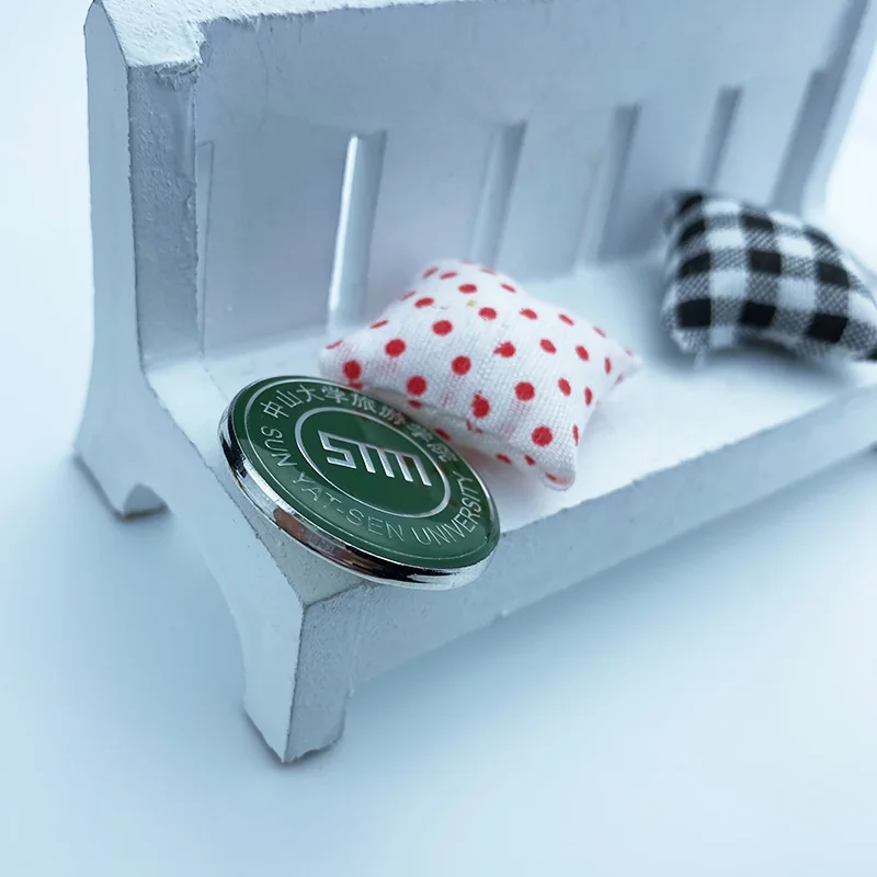 China Professional Metal Pin Badges Manufacturer Wholesale Custom Magnet Enamel Badge