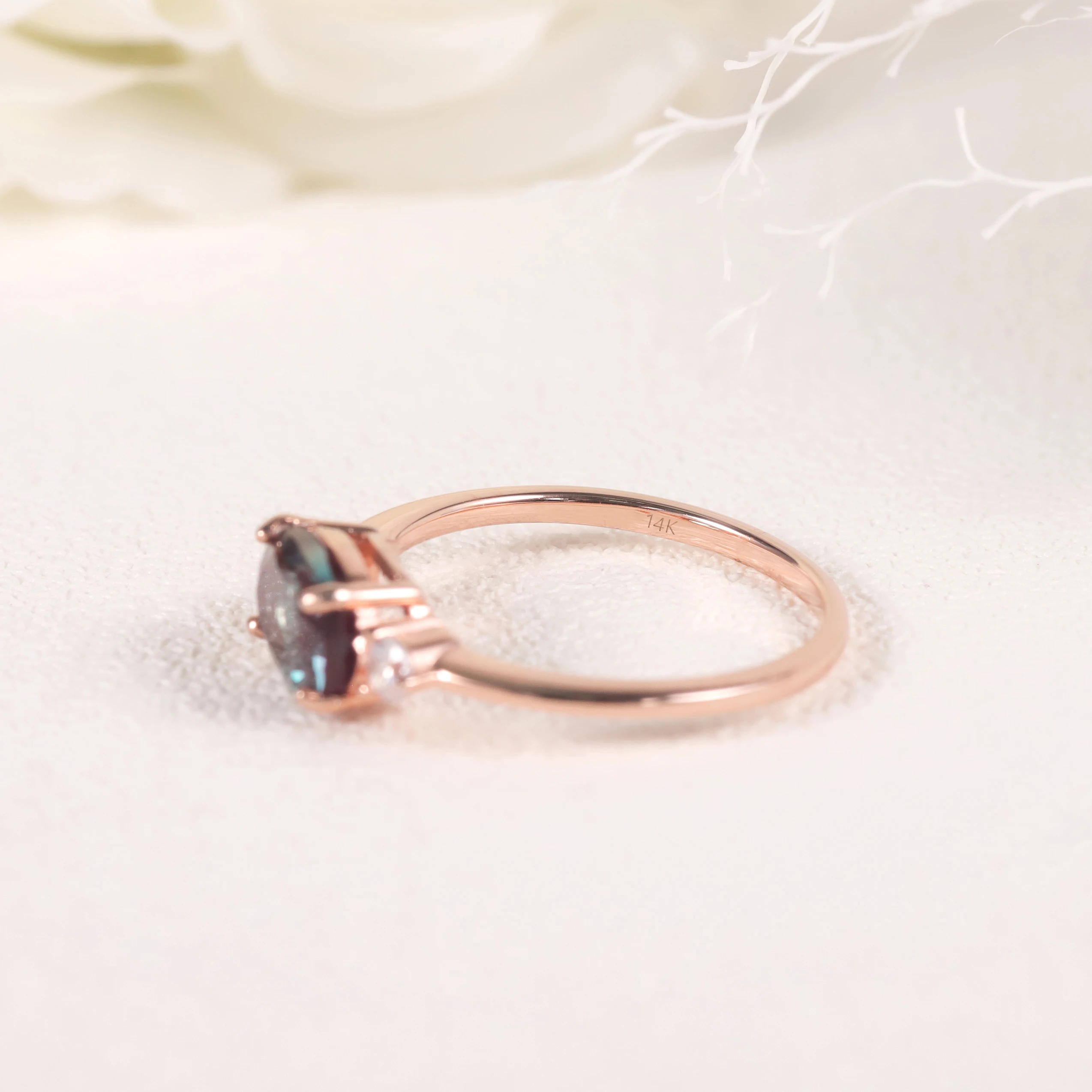 OL0914 Abiding High-End Jewelry Wholesale Vintage Engagement Solid 14K Rose Gold Oval Cut 6x8mm Alexandrite Diamond Ring