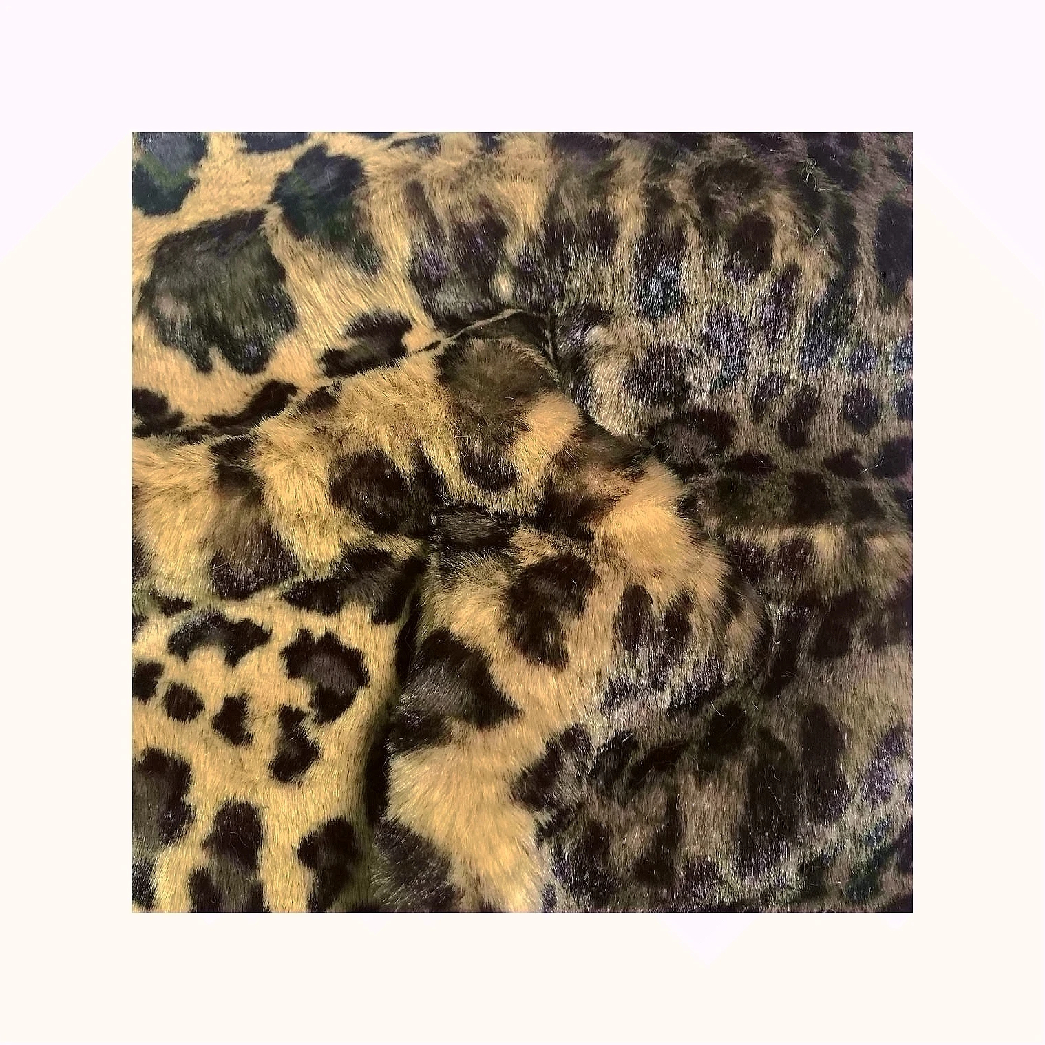 POLYESTER MADE SUPER SOFT LEOPARD FUR FABRIC (1600387414352)