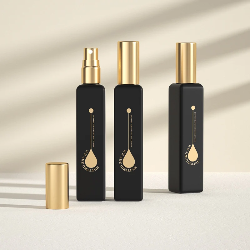 Hot Sale Empty Custom Glass Mini square pink Green Blue Black 15ml Perfume Spray