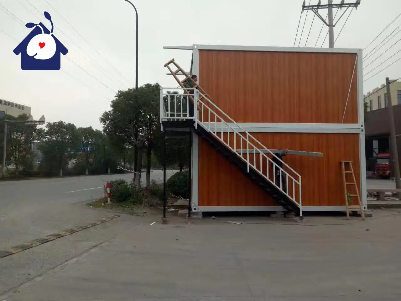 Hot Sale Modern Luxury Modular Mobile Container Homes 40ft 20ft Prefab Houses Detachable Container House From China
