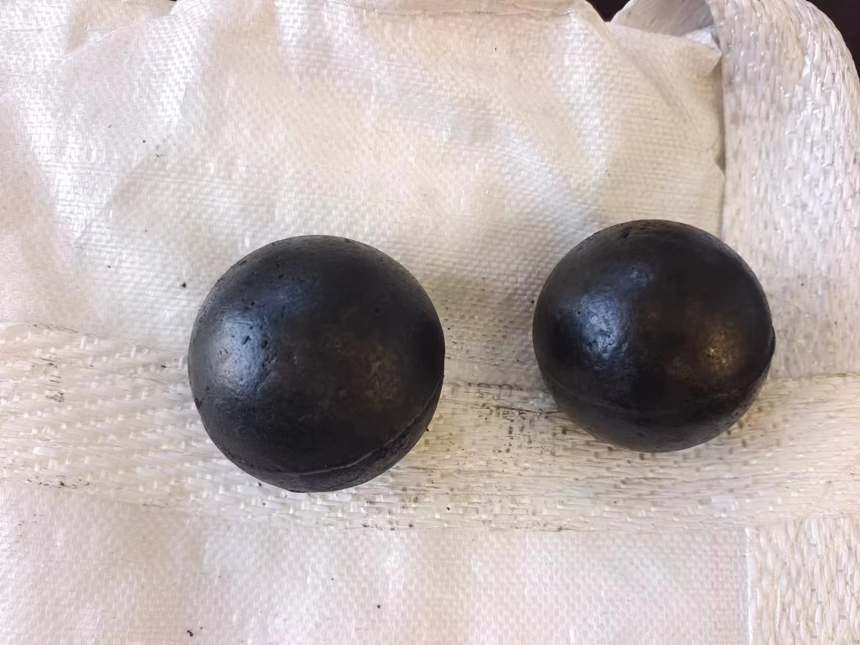 10mm-130mm Grinding Forged Steel Ball & Casting Steel Ball for building materials industry