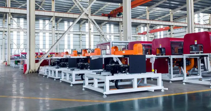 China PVC WPC SPC/PP/PE wood plastic extruder PS /PMMA /PC/TPE/TPU plastic profile production line machinery