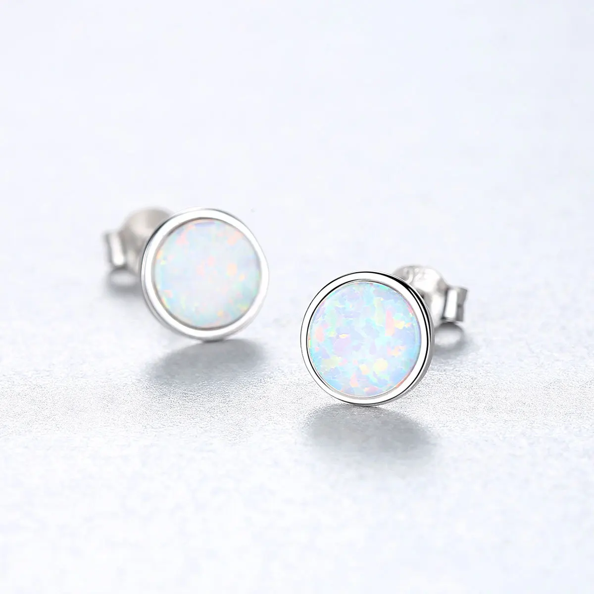 New Trendy Round Colorful Opal Stone F136 Titanium Stud Earrings For Women Anti-Allergy Titanium Body Jewelry