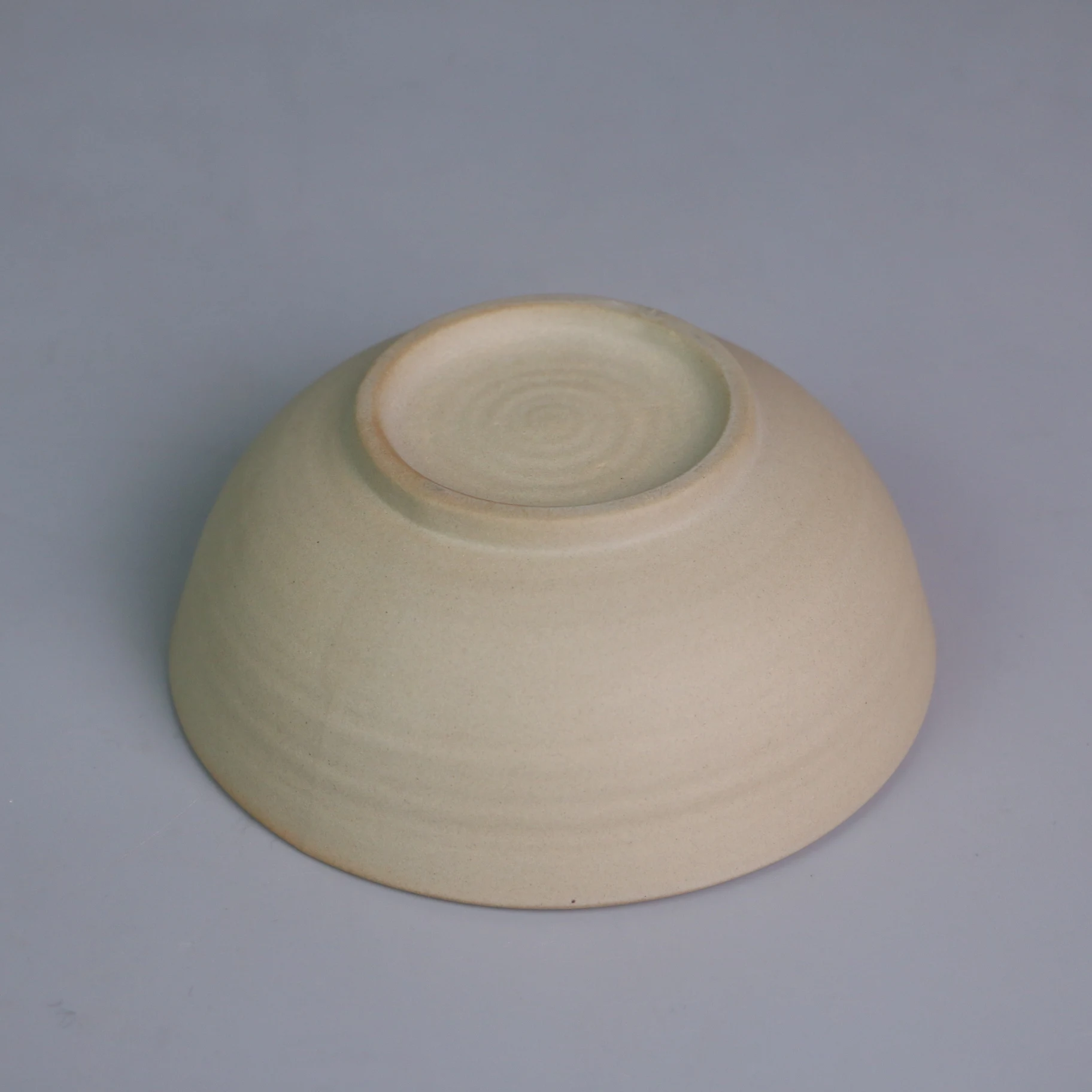 Hotel supplie europe style threaded clay round bowl dessert bowls matte rice soup ceramic bowl