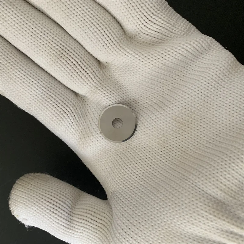 Ultra-thin tungsten steel small round knife for cutting adhesive and straw