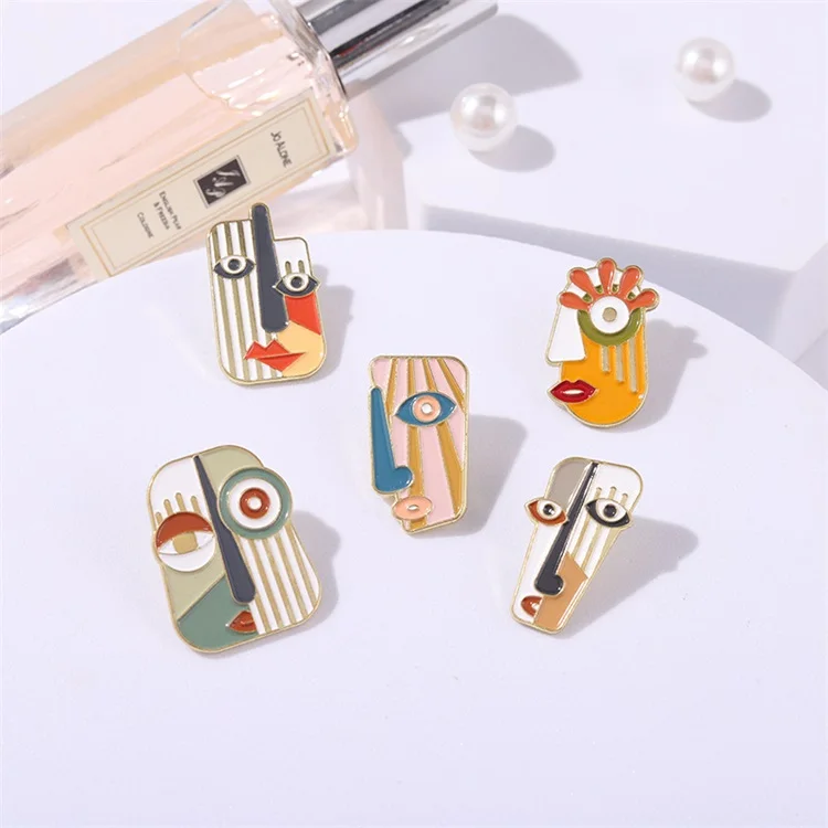 Fashion Jewelry Brooches Custom Enamel Pin For Man Womens Abstract Oil Painting Funny Face Broche Aesthetic Charmssleeve Badges