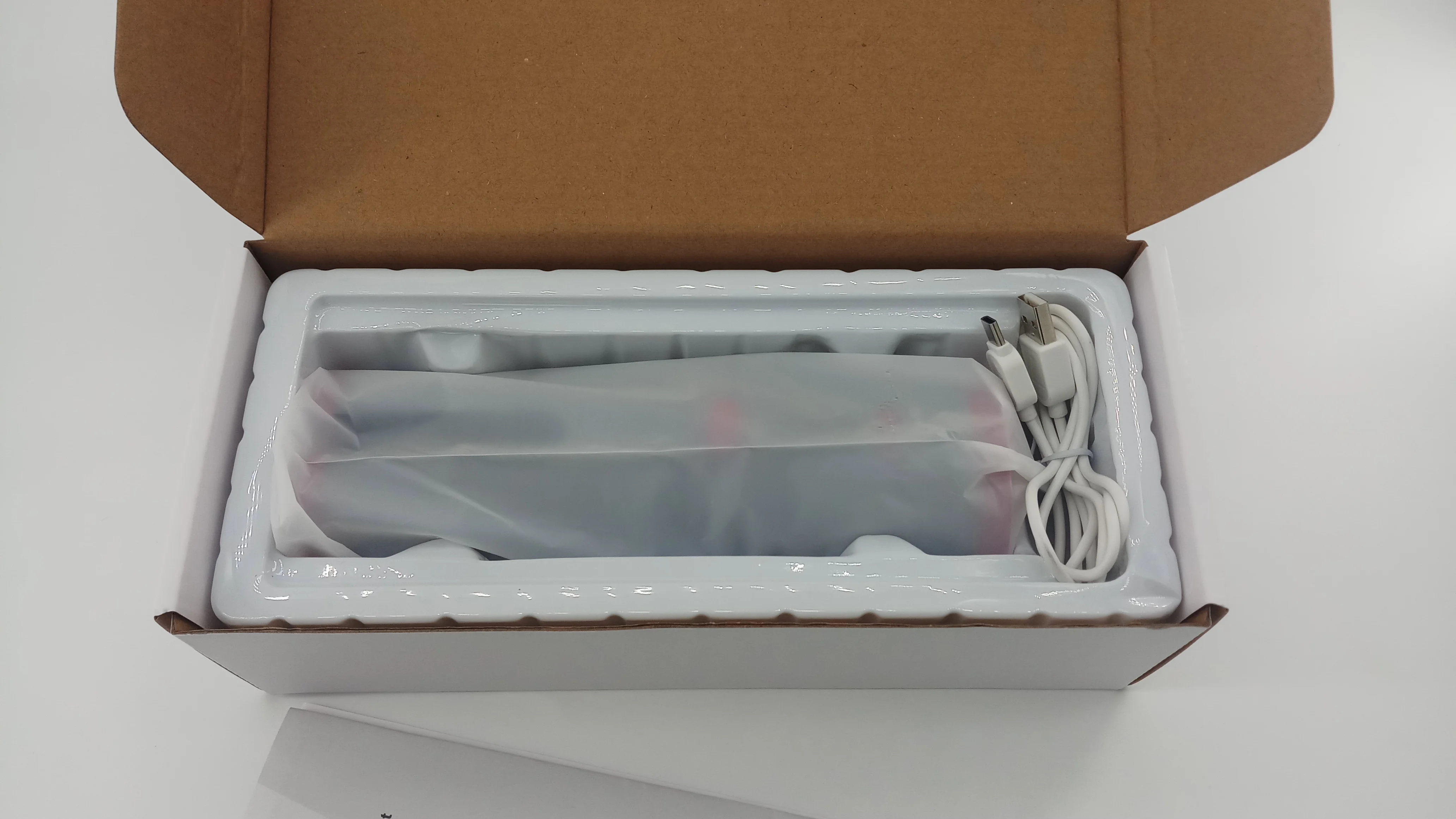  Mini hair curler wireless magic corrugated curling iron lcd screen ceramic heating anti-perm charge wave