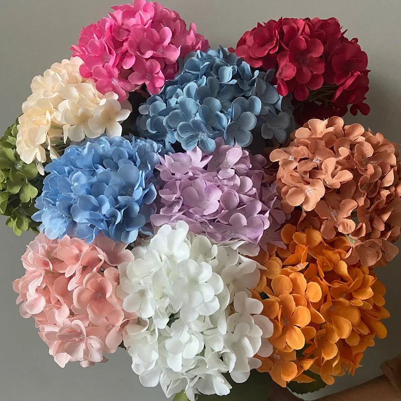 Wholesale Decorative Flowers And Plants Real Touch Preserved Dried Hydrangea With Stem For Wedding Decoration Home Decor