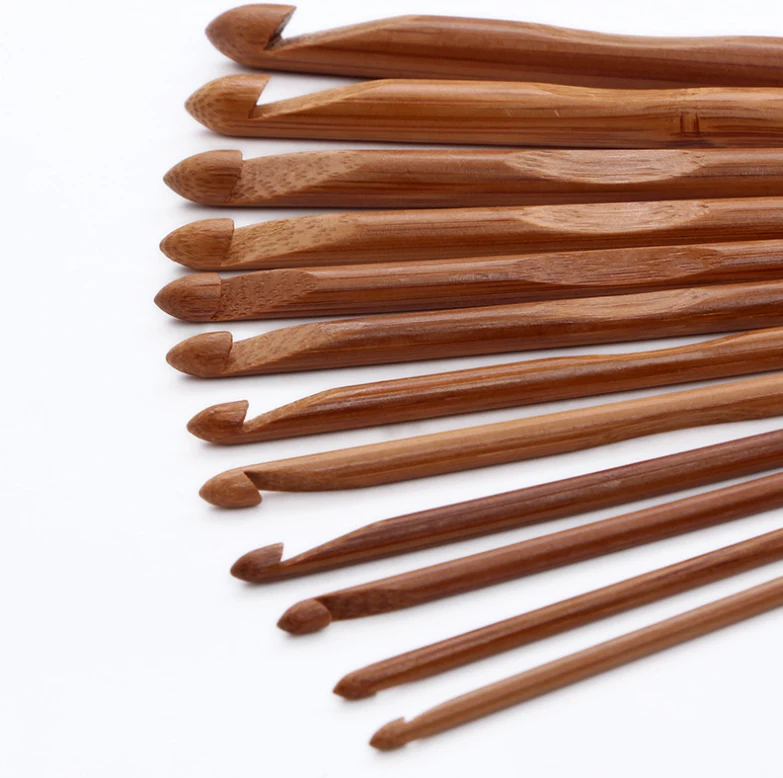 Hot Selling Eco Friendly 12PCS Bamboo Knitting Needles Bamboo Crochet Hook for Hand Knitting