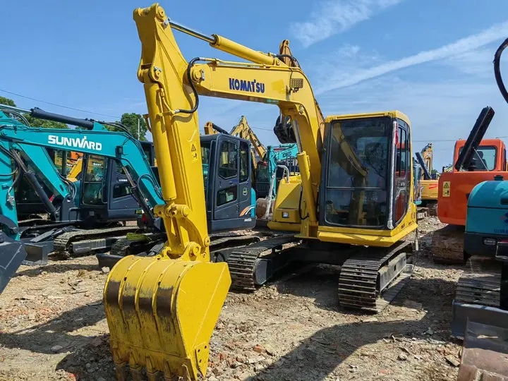 Second-hand excavator KOMATSU PC60 PC60-7 6TON Oil-saving japan pc60 used good condition pc60-7 digger on low price sale
