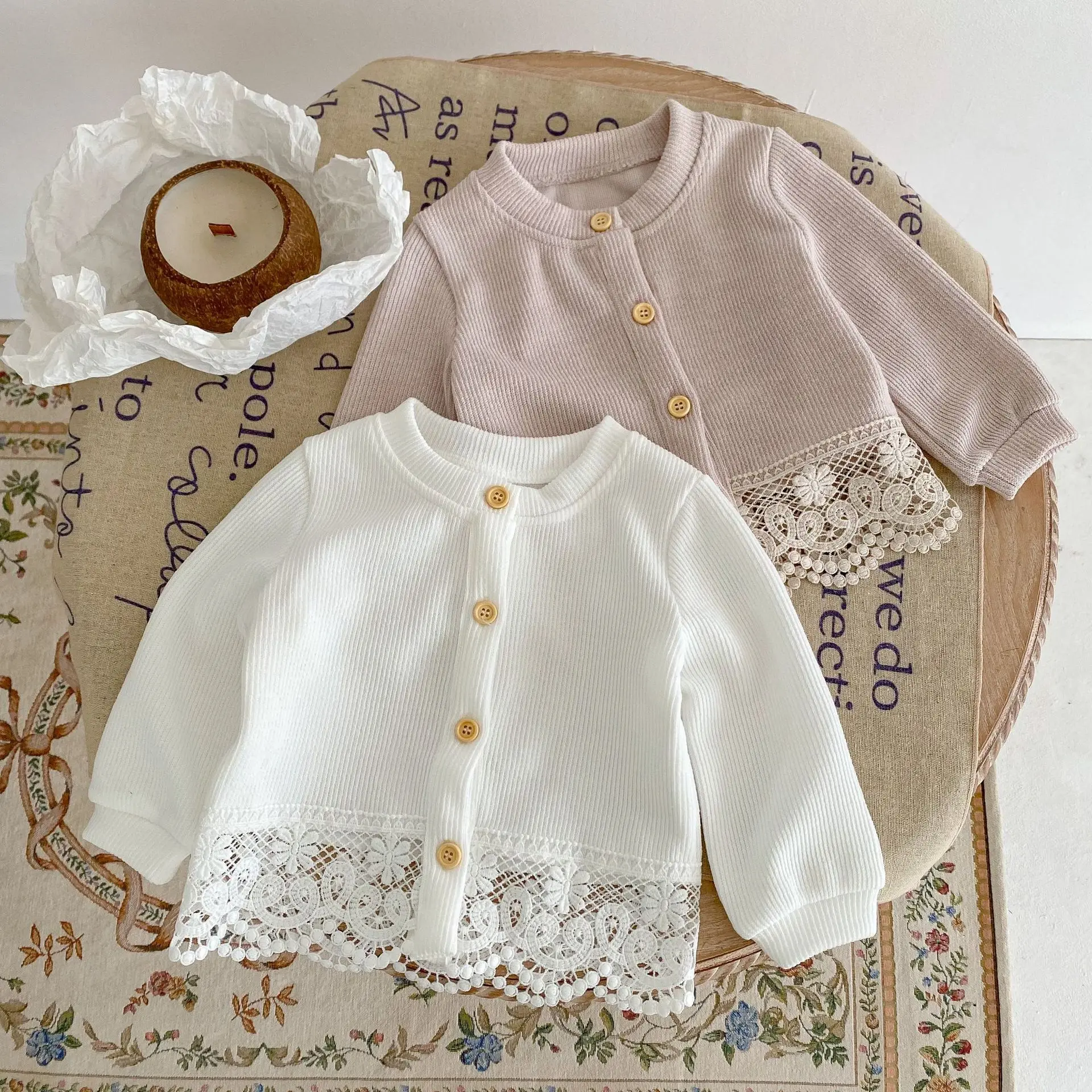 Ins autumn clothes girl baby round neck lace long sleeve jacket fashion baby knitted cardigan