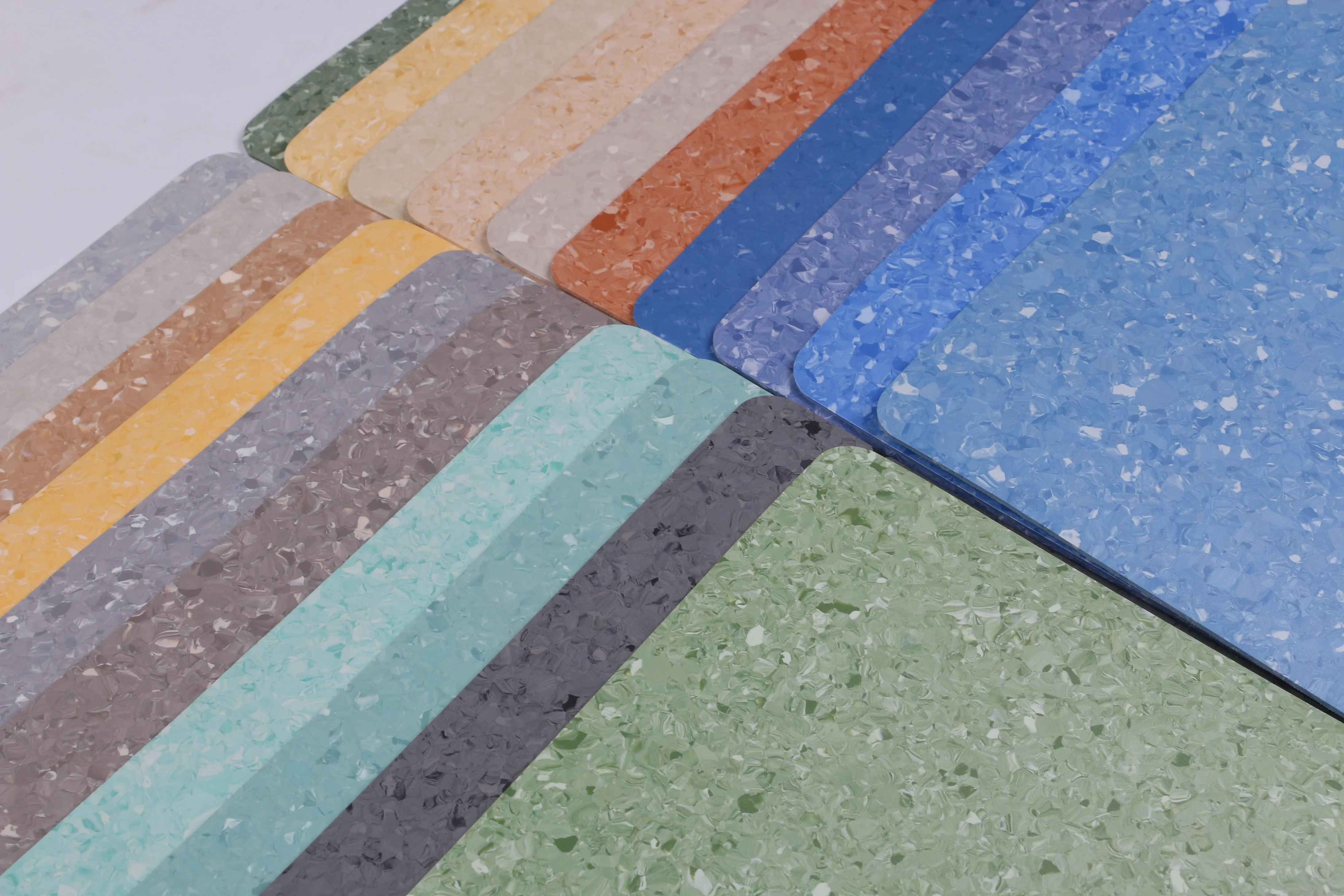 Heavy traffic anti bacterial waterproof hospital PVC flooring roll homogeneous PVC vinyl flooring