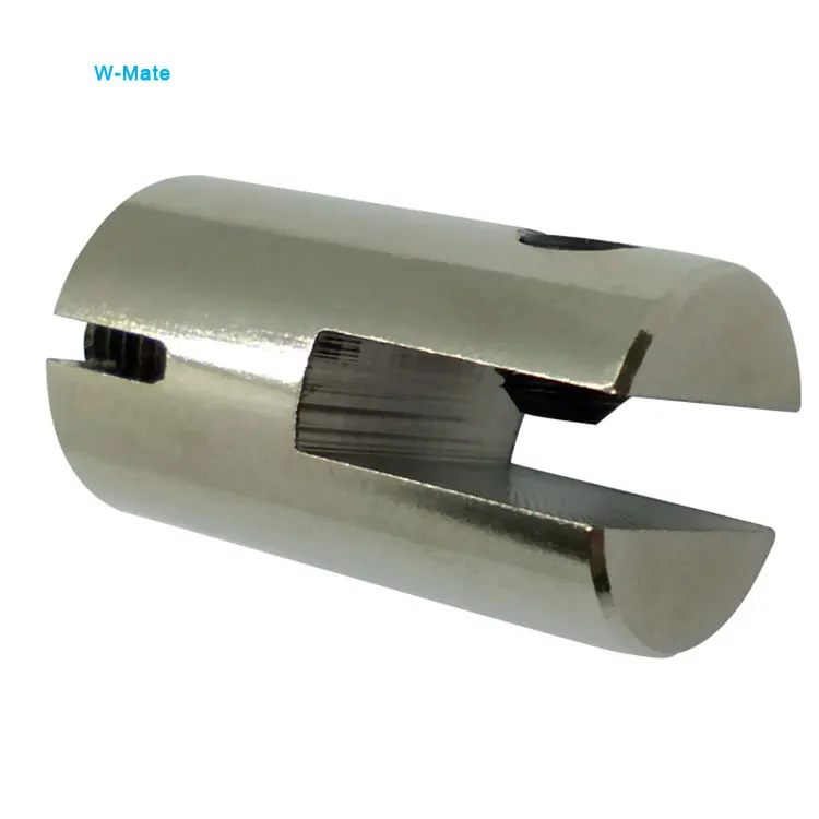 Quality plexiglass 90 degree angle glass mount for wire hanging display systems