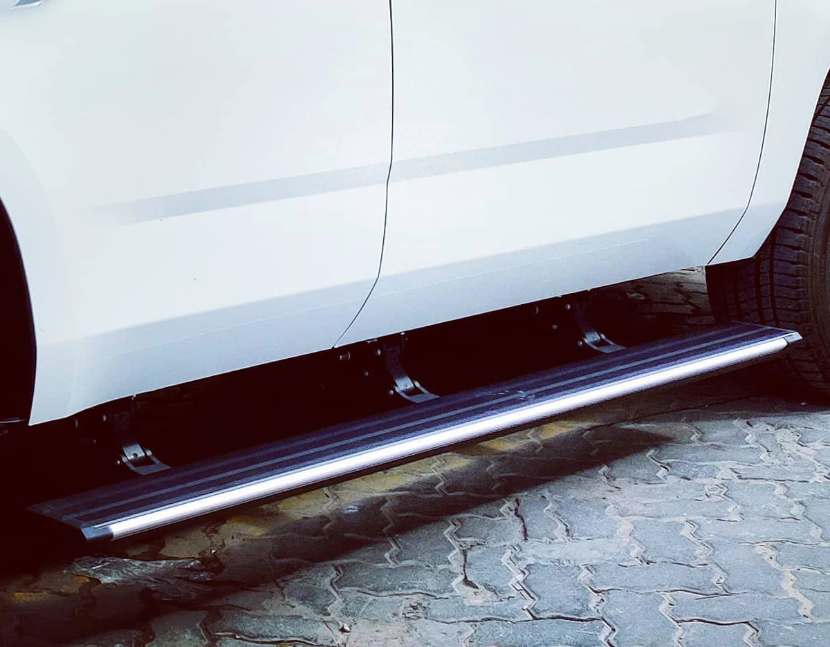 For Toyota Land cruiser LC200 Electric Running Boards Power side step With 2 Years Warranty