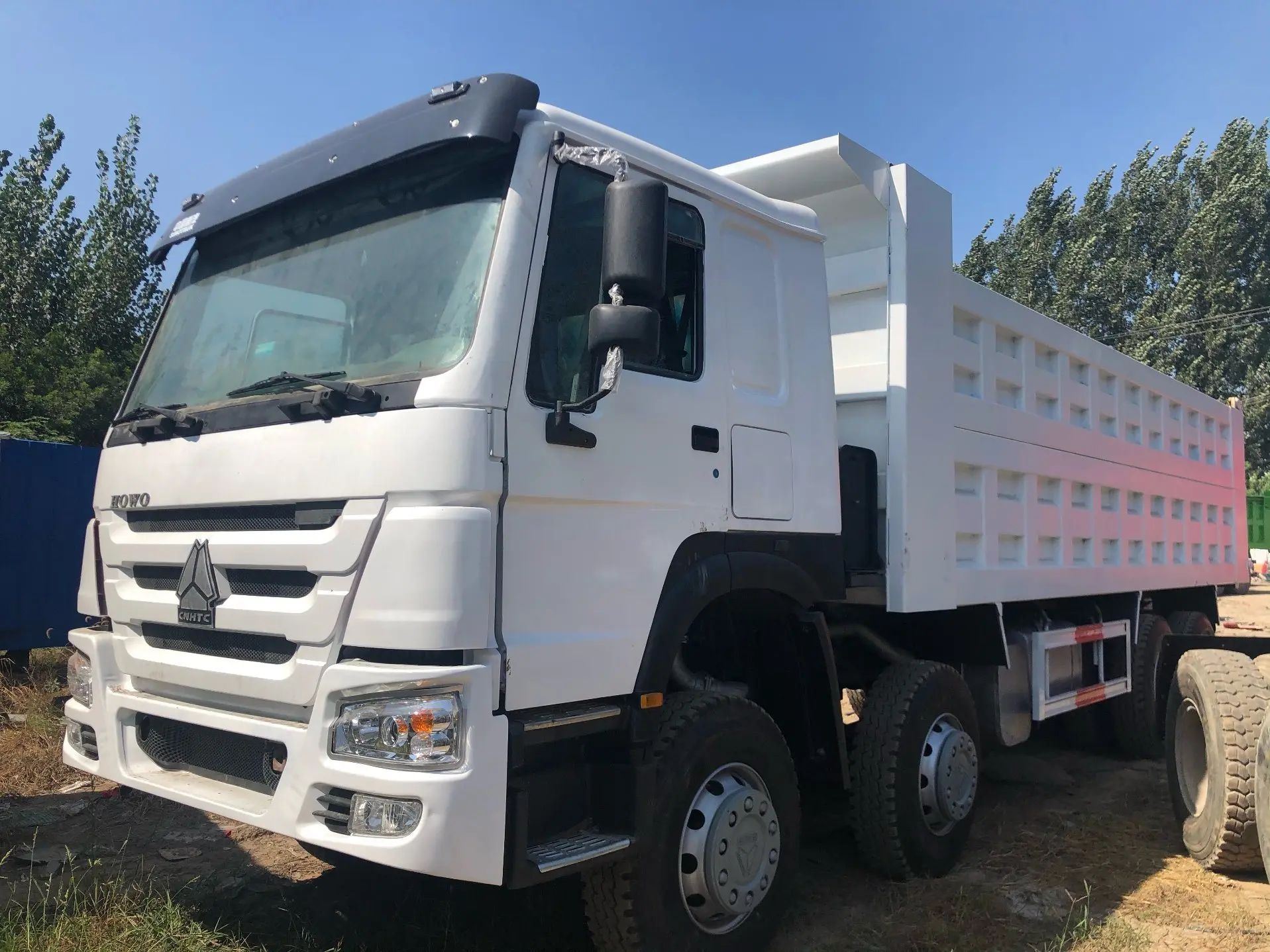 Iveco 8X4 30 ton dump truck for sale