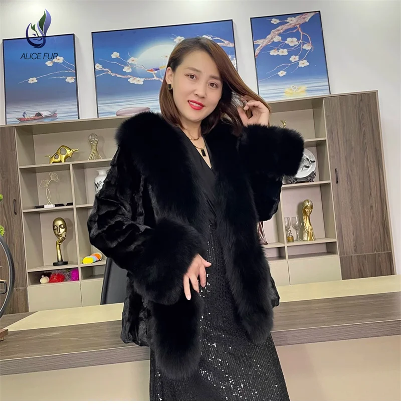 Wholesale Women Fashion Natural Mink Fur Coat Winter Warm Mink Coats For Women With Genuine Mink Fur