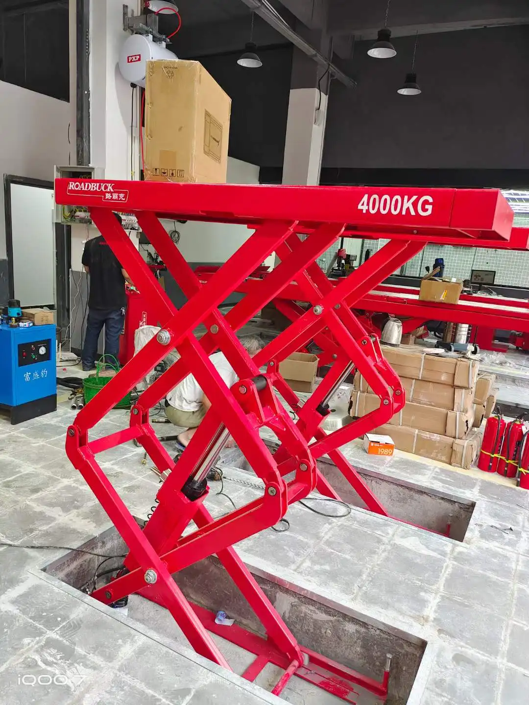 Mobile Hydraulic Scissor Lift Small Mobile One Man Scissor Lift Electric Scaffolding