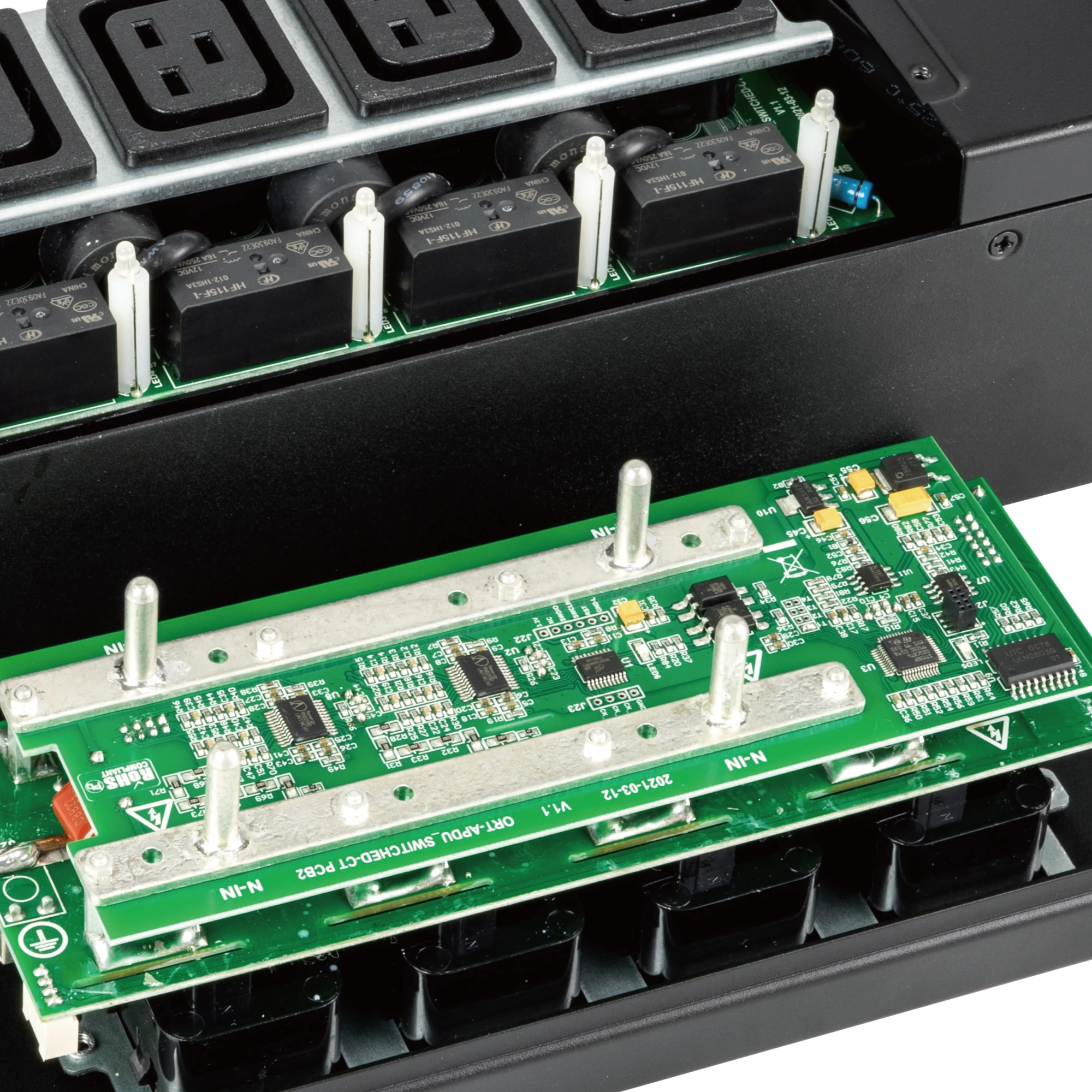 ETL listed 3 phase 45 Kw 12 outlets C19 C13 sockets 63A smart PDU remote on/off intelligent PDU hot swap meter and socket