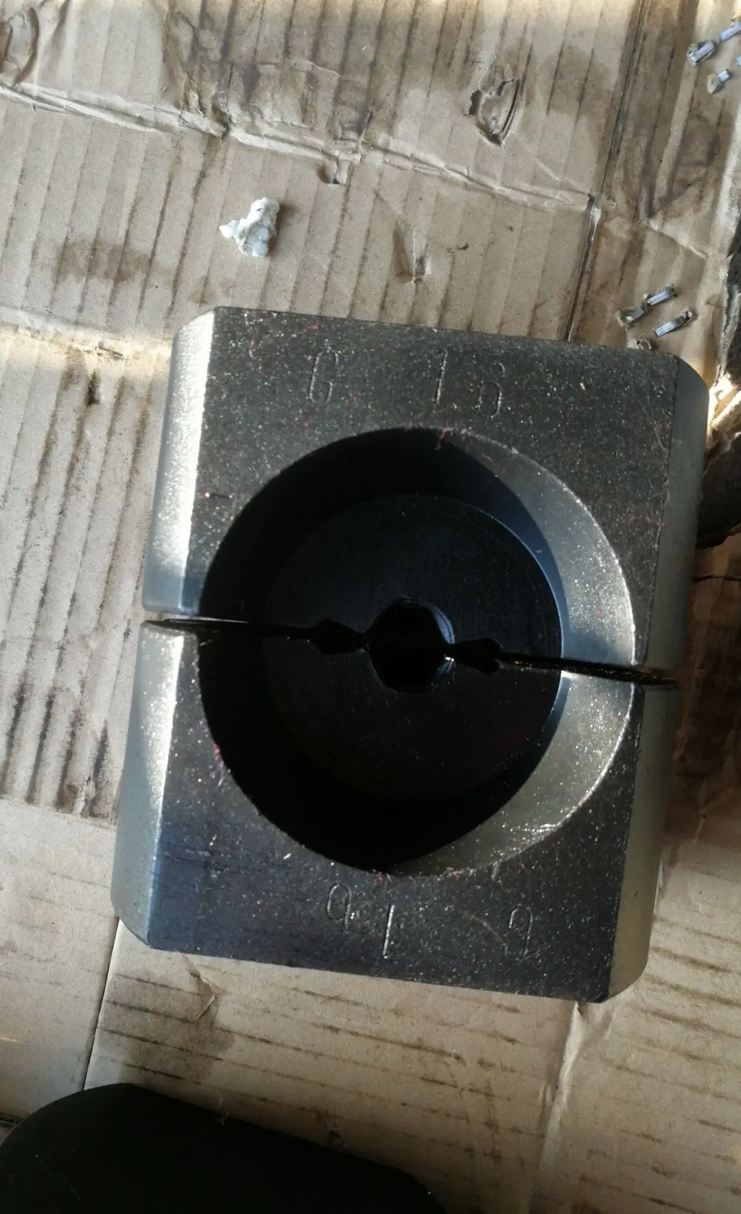 Split-type Hydraulic Crimping Pliers YJD-1000 100T Heavy Duty Crimp Cable Press-fit Tool