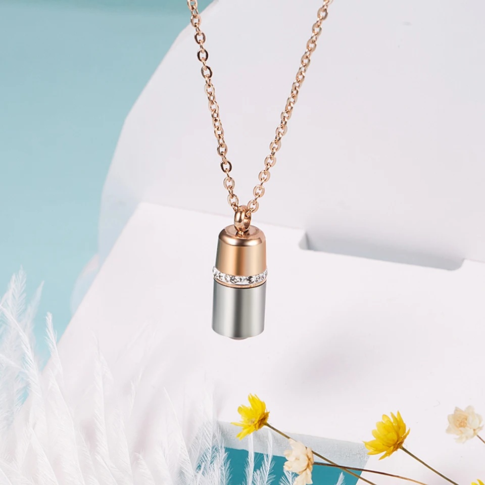 2021 микро вставка циркониевая бижутерия I Love You 100 языки проекция в форме капсулы романтическое ожерелье с кулоном для женщин