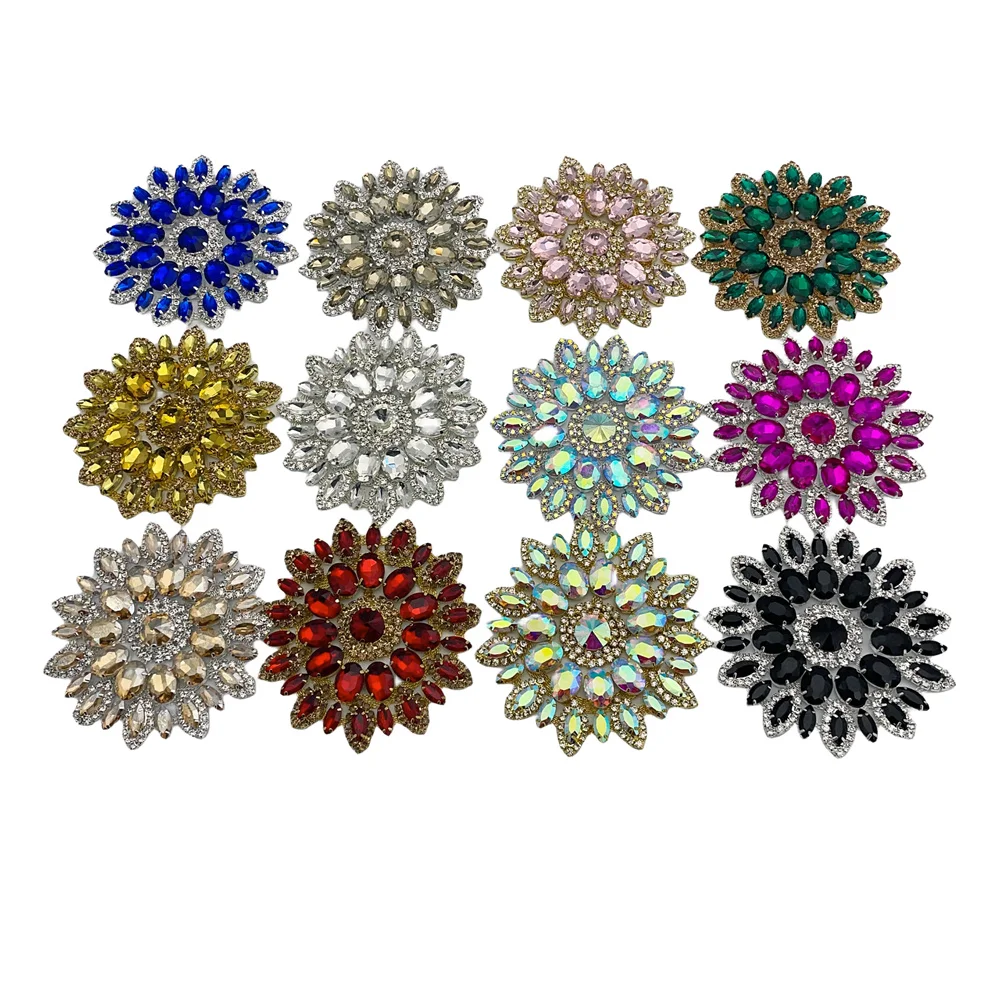 Wholesale  Round Flower Patches Crystal rhinestone applique  Embellishments for Women bridal Dress bag box