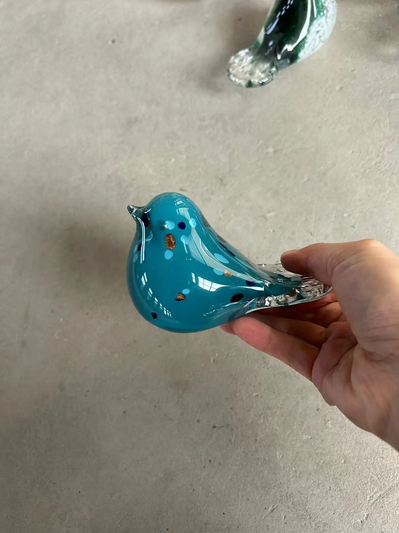 Art Glass Crystal Bird Figurine Handmade Blown Glass Paper Wight Decorative Accents Knick-Knacks