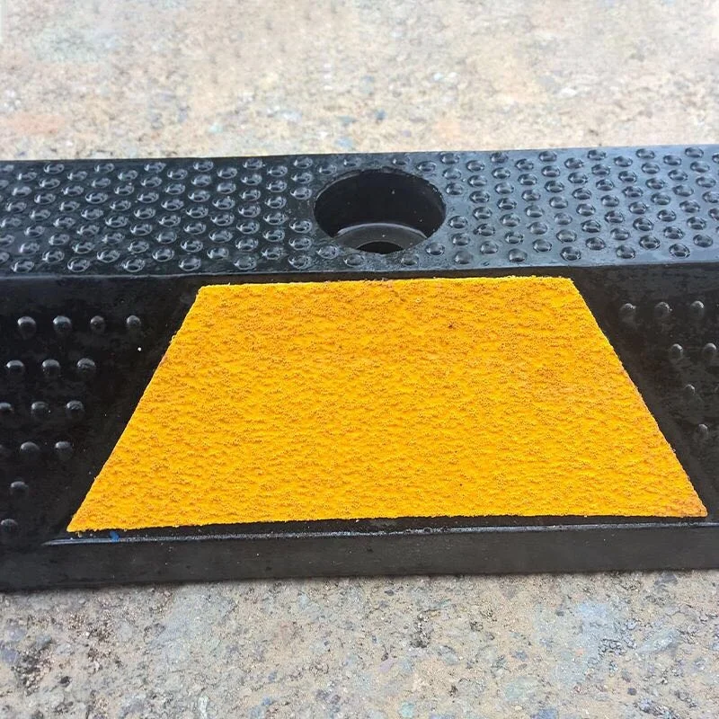 Durable 165cm Rubber Wheel Stoppers Stop For Parking Lots