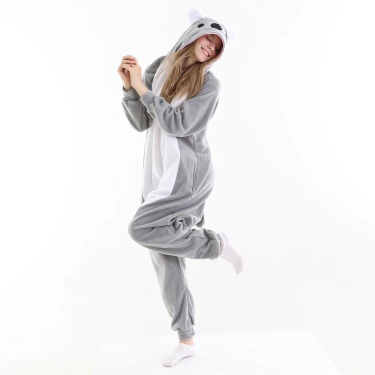 
2020 new winter robe koala sleepwear animated fashion flannel oversized bathrobe for women 