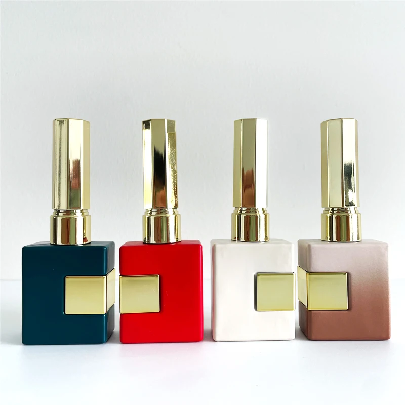 Custom nail polis bottle 10ml 12ml 15 Ml 20ml 30ml glass square gel polish bottle 15ml pink empty nail polish bottle