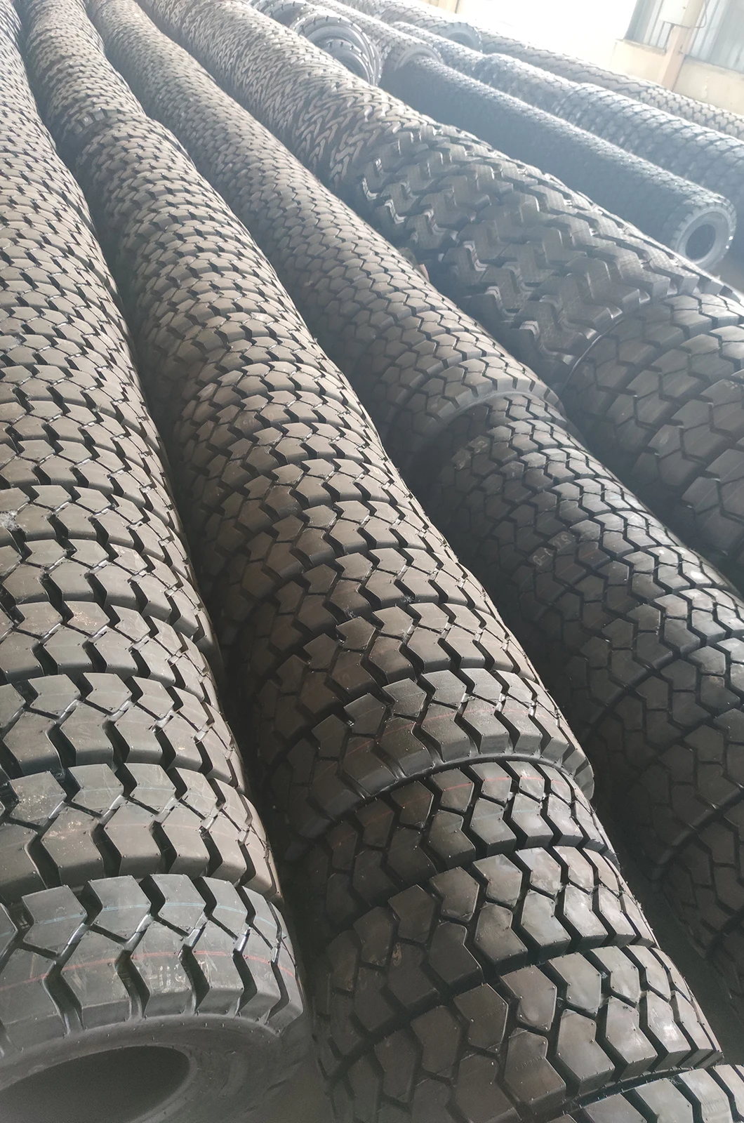 Недорогие пневматические шины для вилочного погрузчика 28x9-15 8 15-15 TT