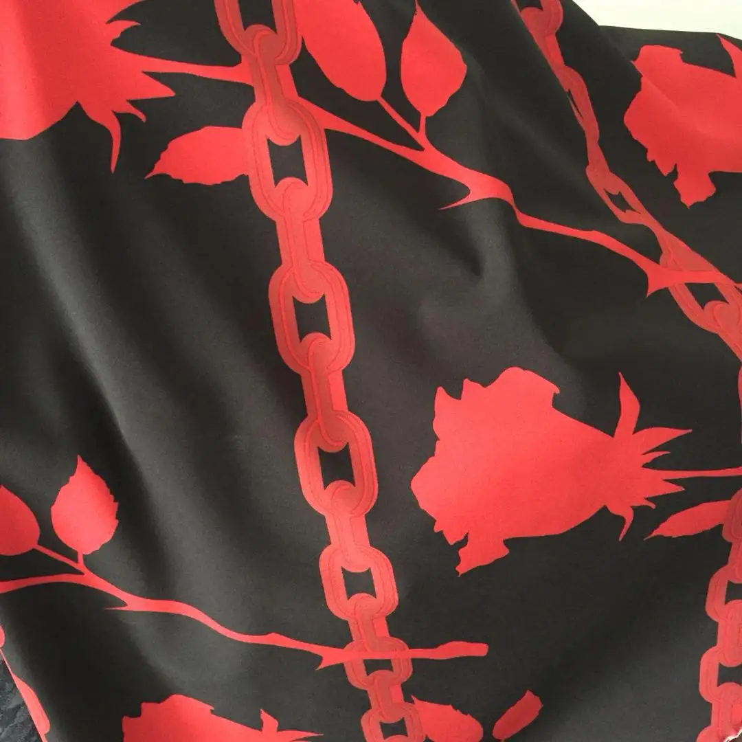 Chinese Manufacturers Modern Design Plain Printed Fabric Customized for Dress