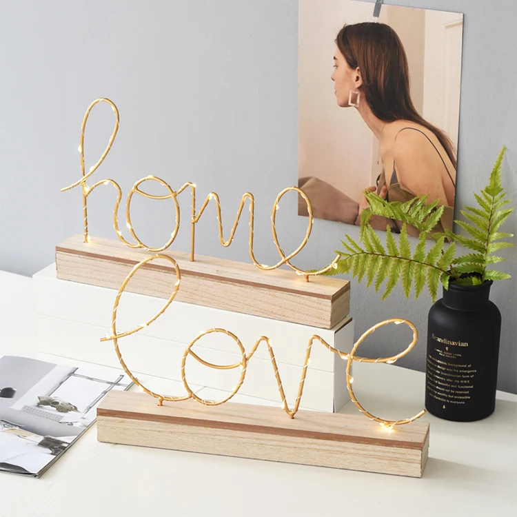Home Decoration Letter Sign Metal Frame Night Light Alphabet Shaped Battery Operated Night Light For Fun Birthday Present