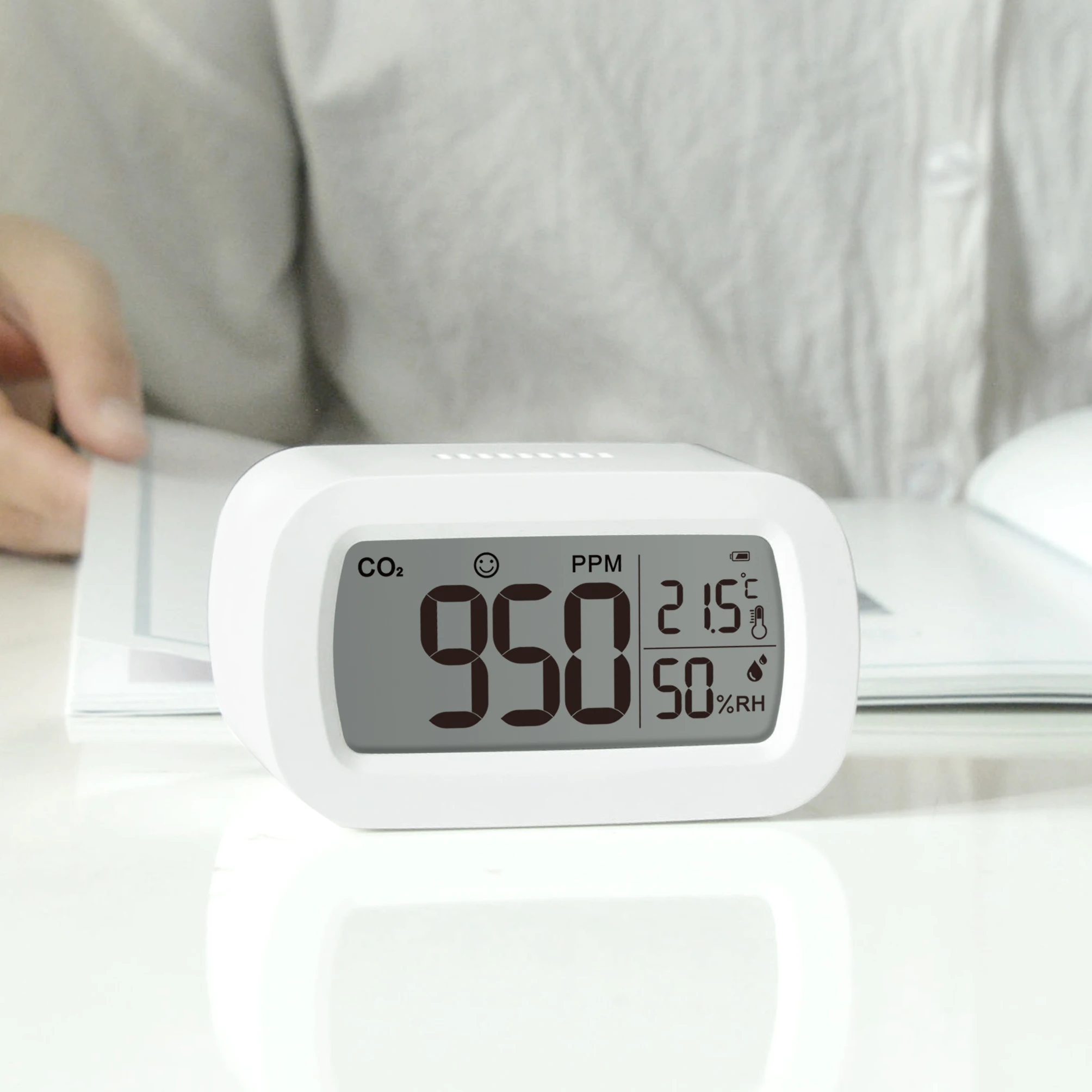 
Wholesale Price Universal Test air detector and Desktop hot sale Carbon Dioxide Gas Detector CO2 Monitor CO2 Meter 