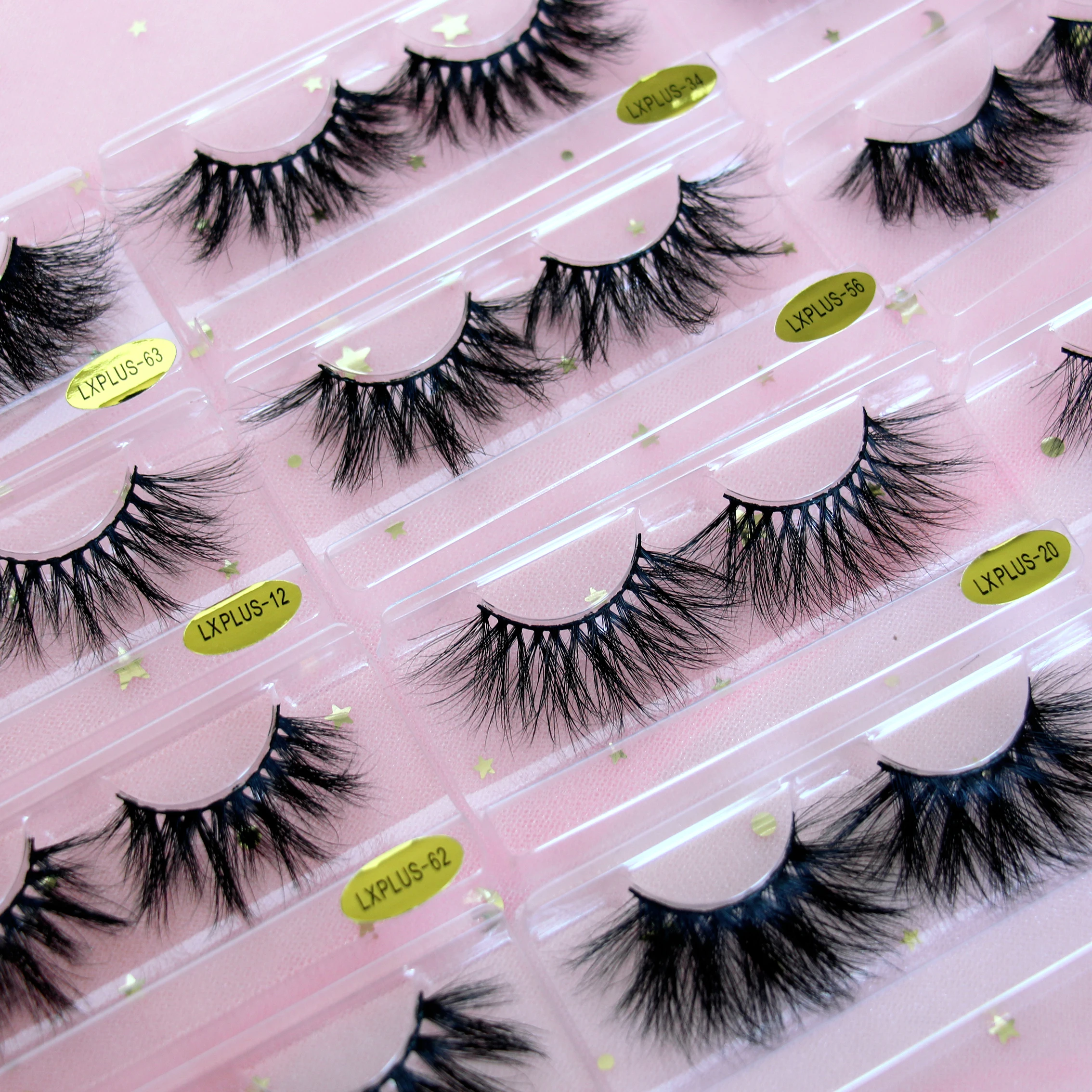 Eco friendly lightweight natural long siberian real mink eyelashes 3d with private label box and tray