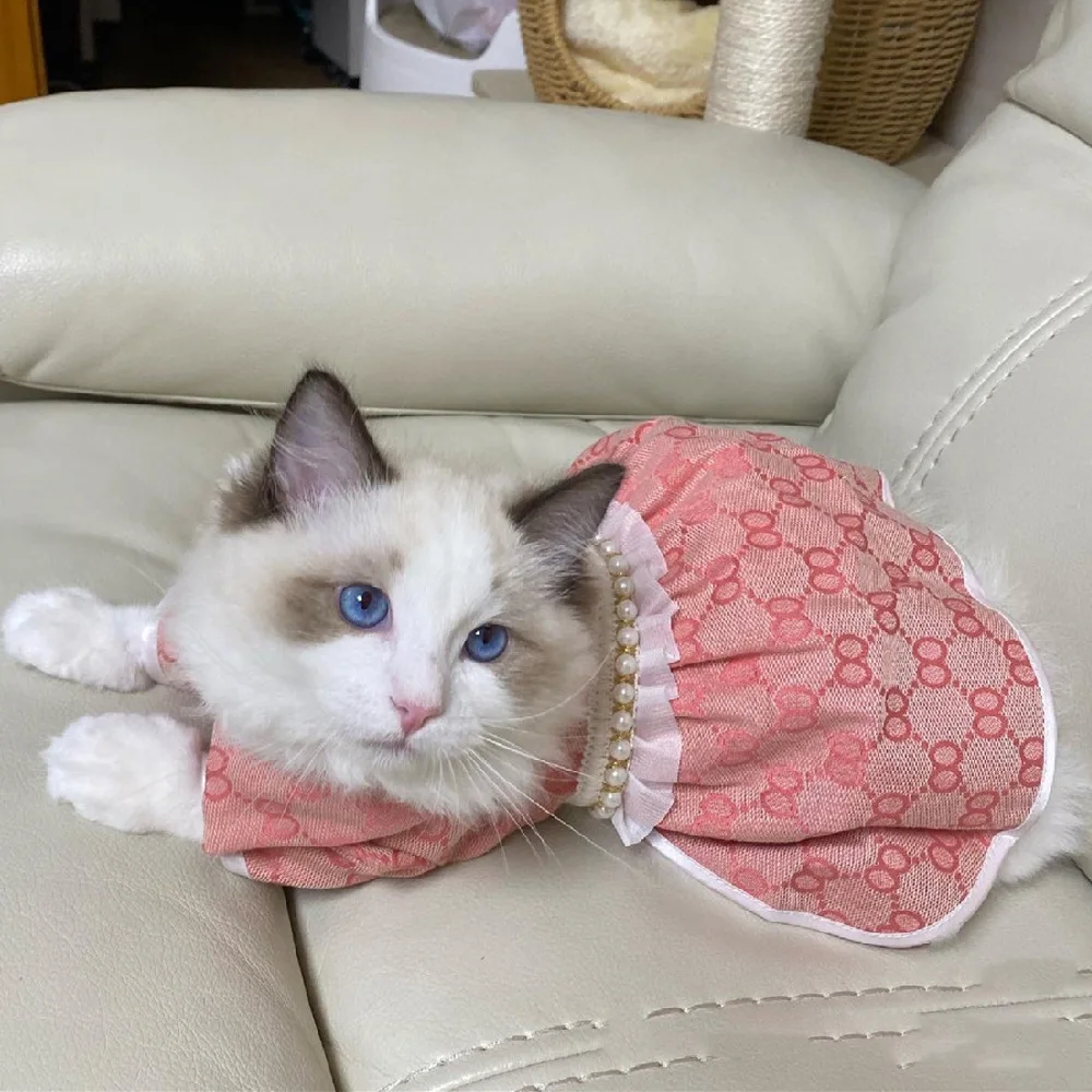 Manufacturers direct pet supplies trend brand bulldog fat big clothes lovers dog dress and shirt pink