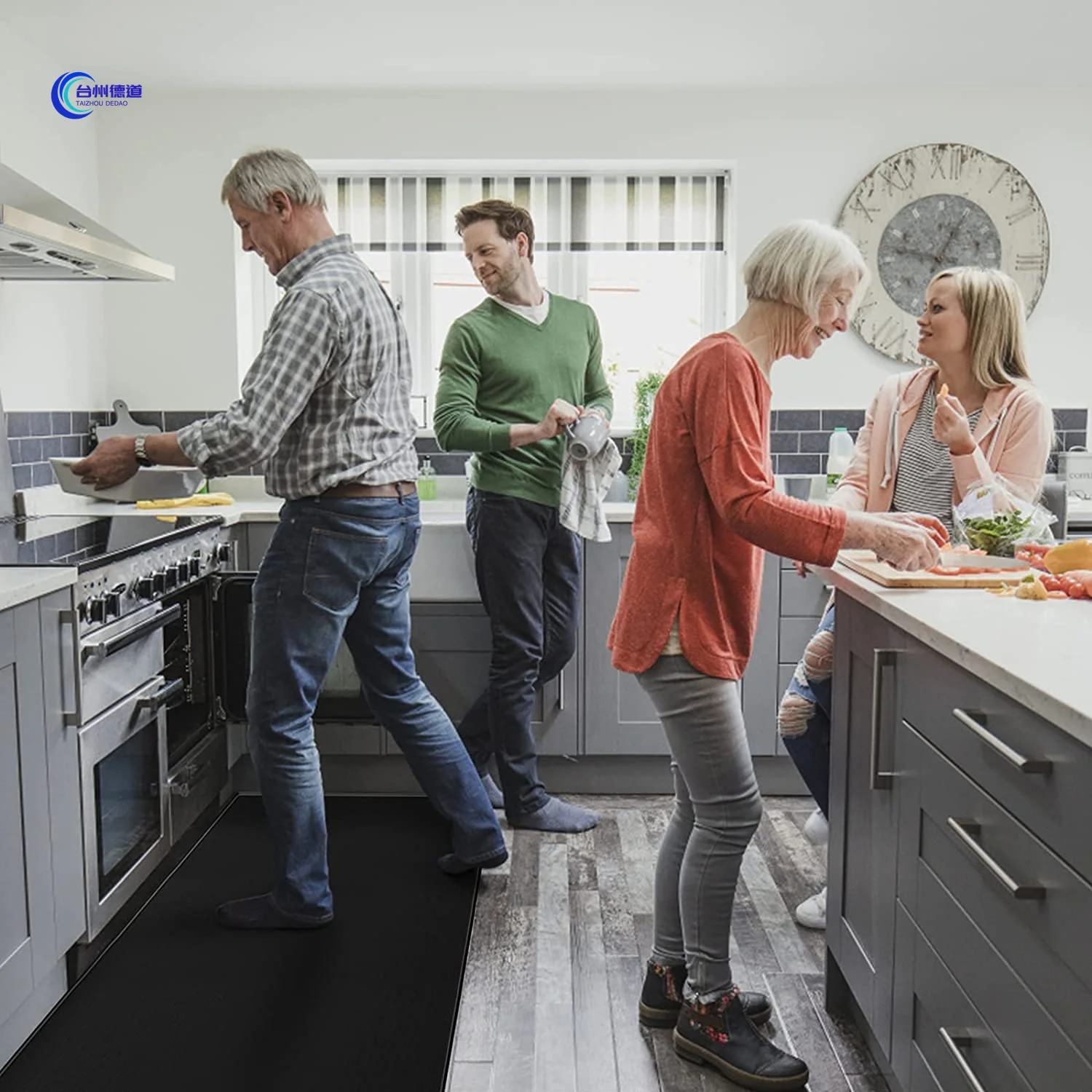 Factory Direct Kitchen Mat Silicone Pot With Measures Beveled Edge